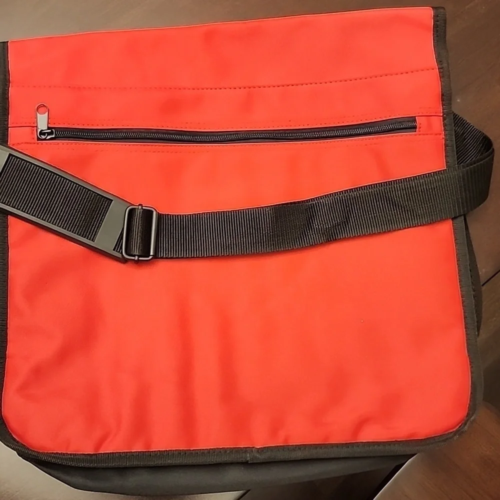 collegiate licensed product nwt ole